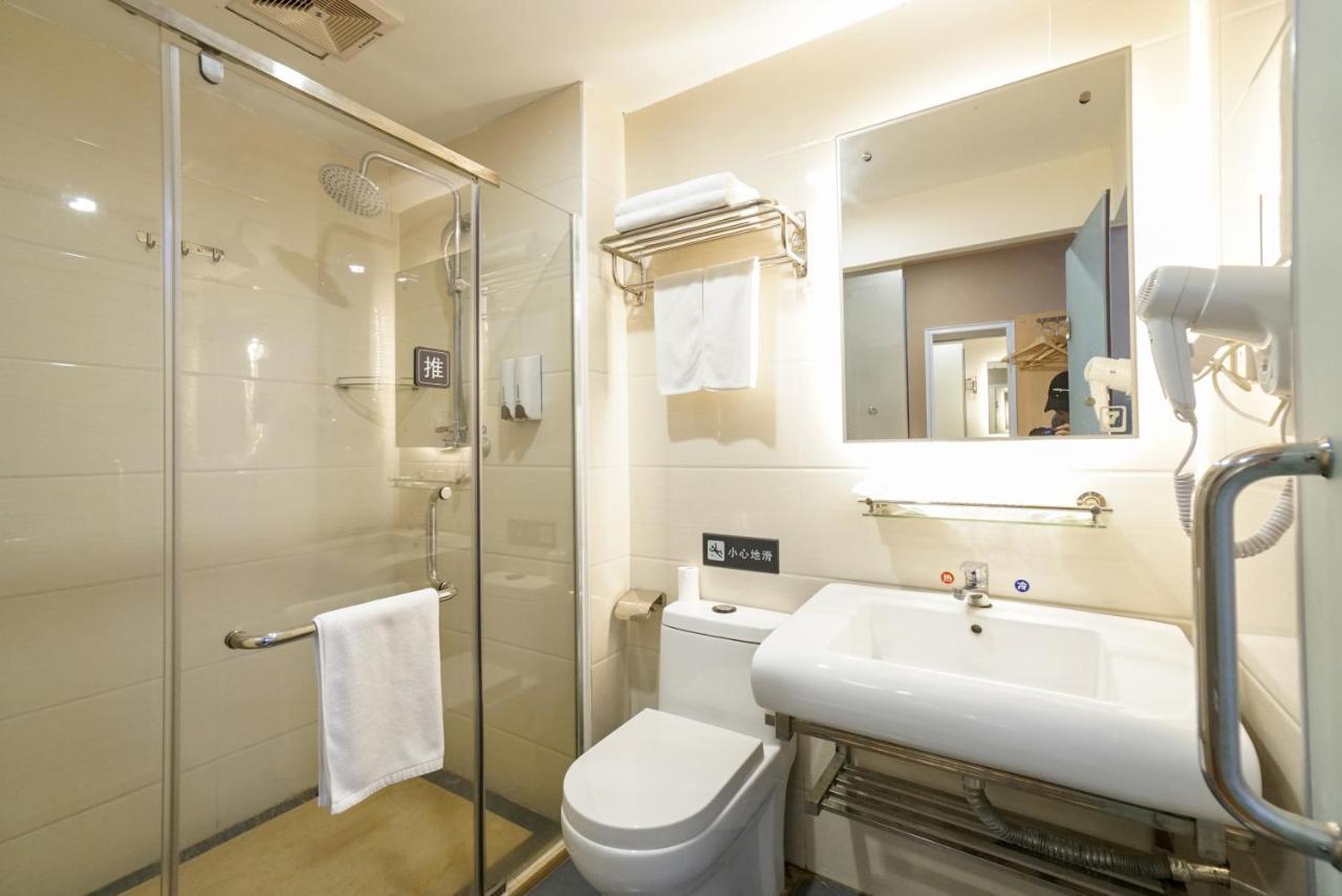 Jia Mei Xin Holiday Hotel Baiyun Airport Branch Kanton Exteriér fotografie