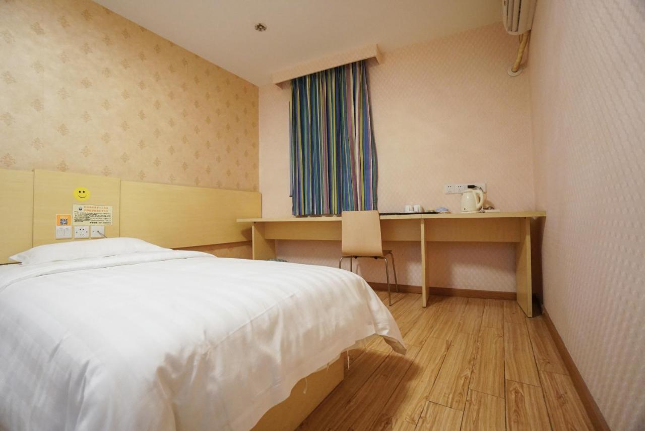 Jia Mei Xin Holiday Hotel Baiyun Airport Branch Kanton Exteriér fotografie