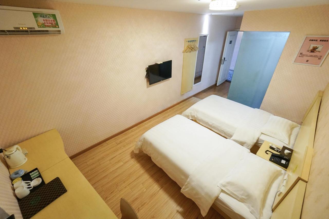 Jia Mei Xin Holiday Hotel Baiyun Airport Branch Kanton Exteriér fotografie