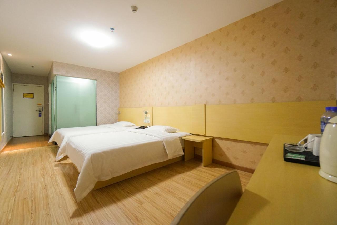 Jia Mei Xin Holiday Hotel Baiyun Airport Branch Kanton Exteriér fotografie
